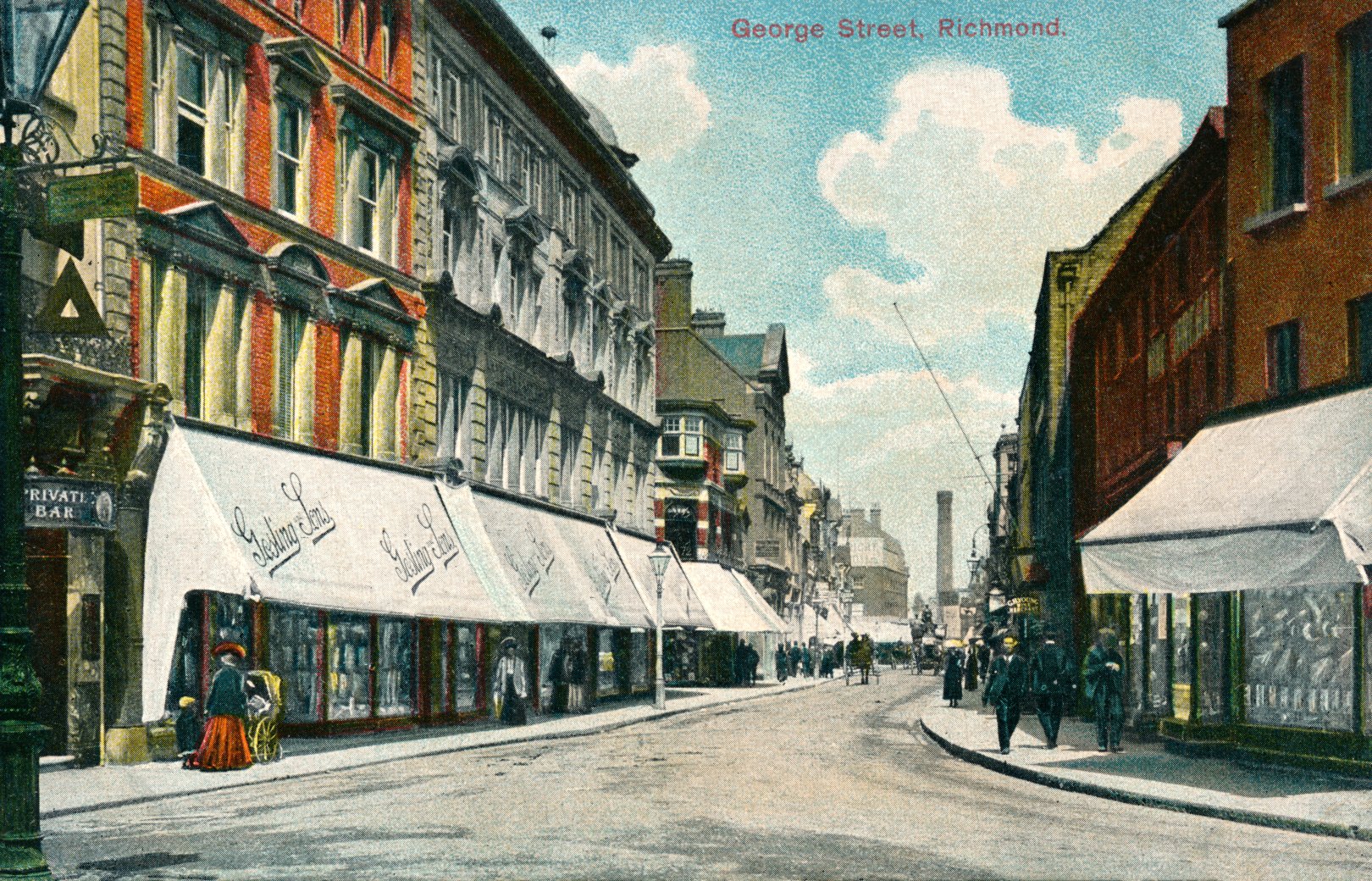 Richmond George Street towards station,hotels and inns Queens Head,street-townscape